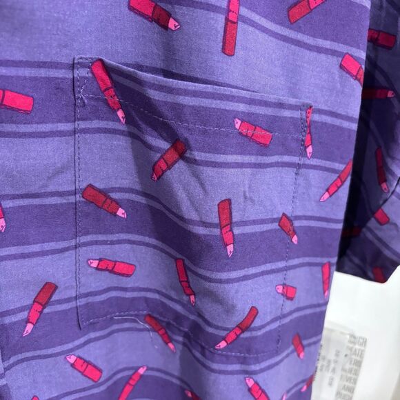 LulaRoe Amy Lipstick Print Button Front Blouse - Picture 3 of 9